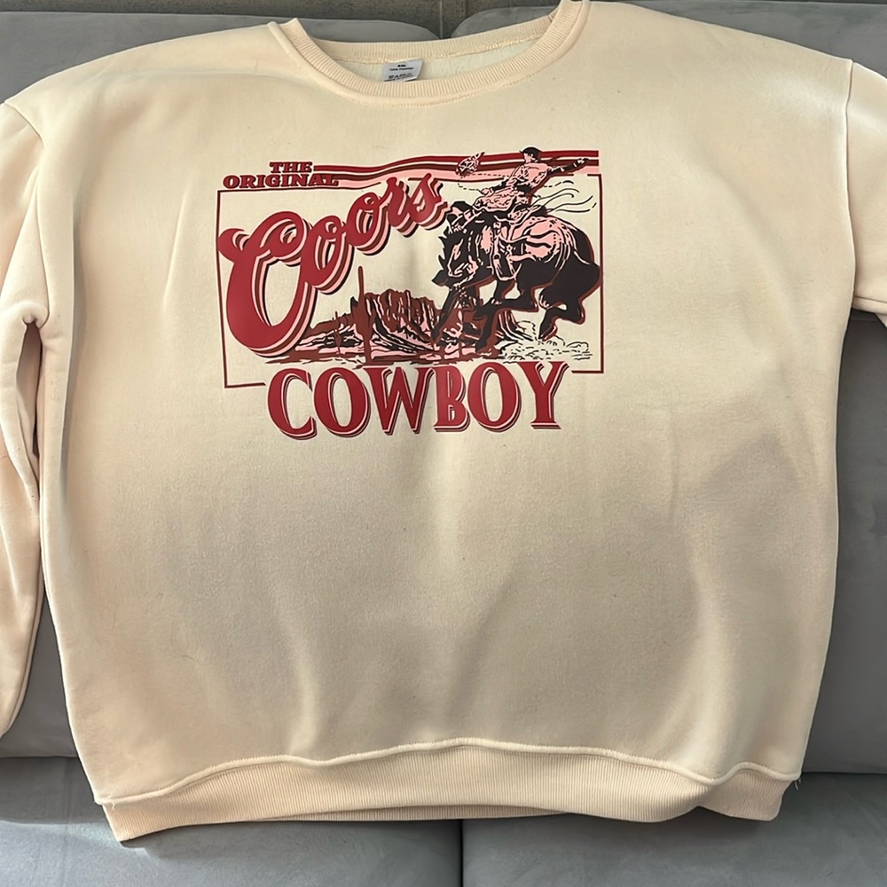 Women’s sweatshirt